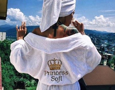 Personal Robe/Cap/T-shirt/Sweatshirt