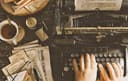 Подарунки для письменника чи поета