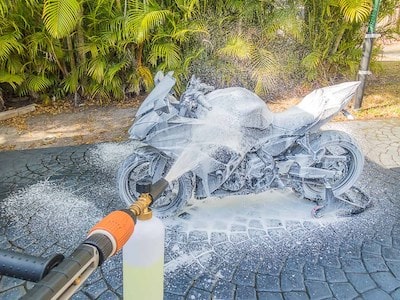 Motochemistry
